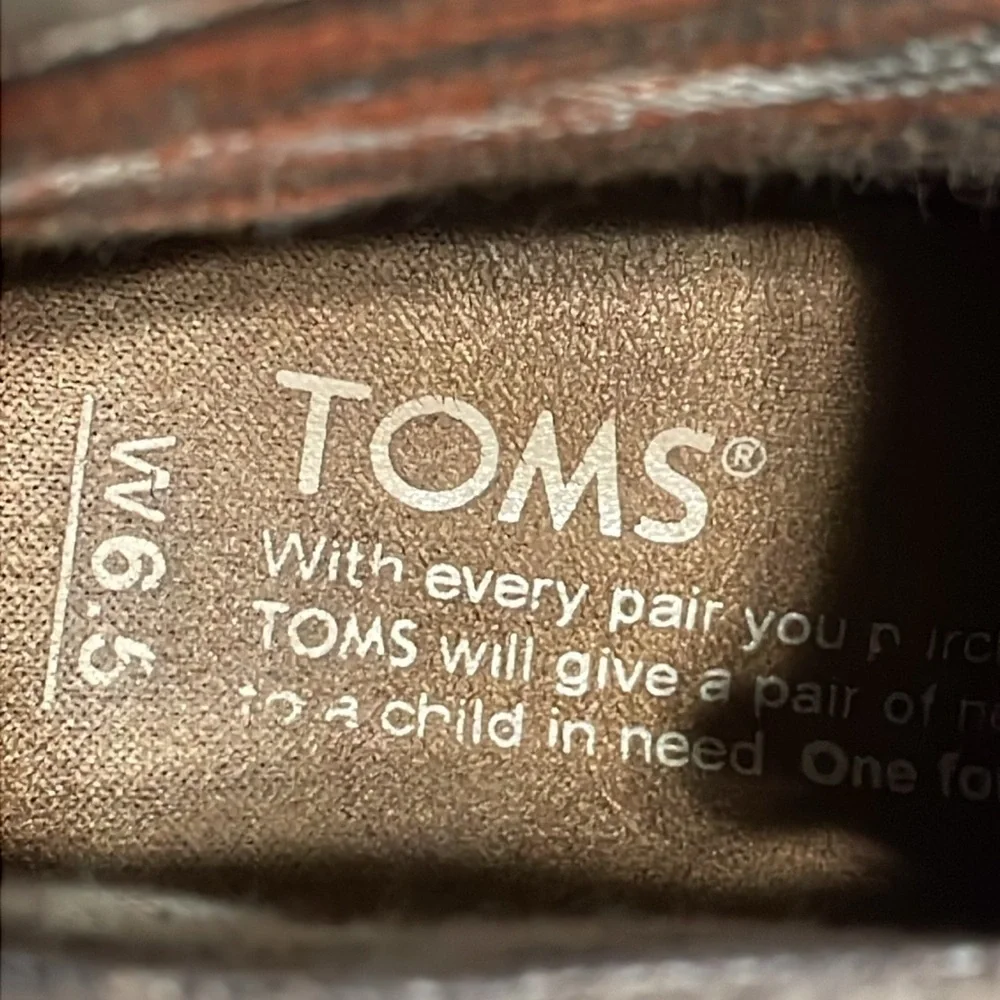 Tom’s Women’s Wedge Ankle Booties Size 6.5 Desert Sands Tan Suede Lace Up